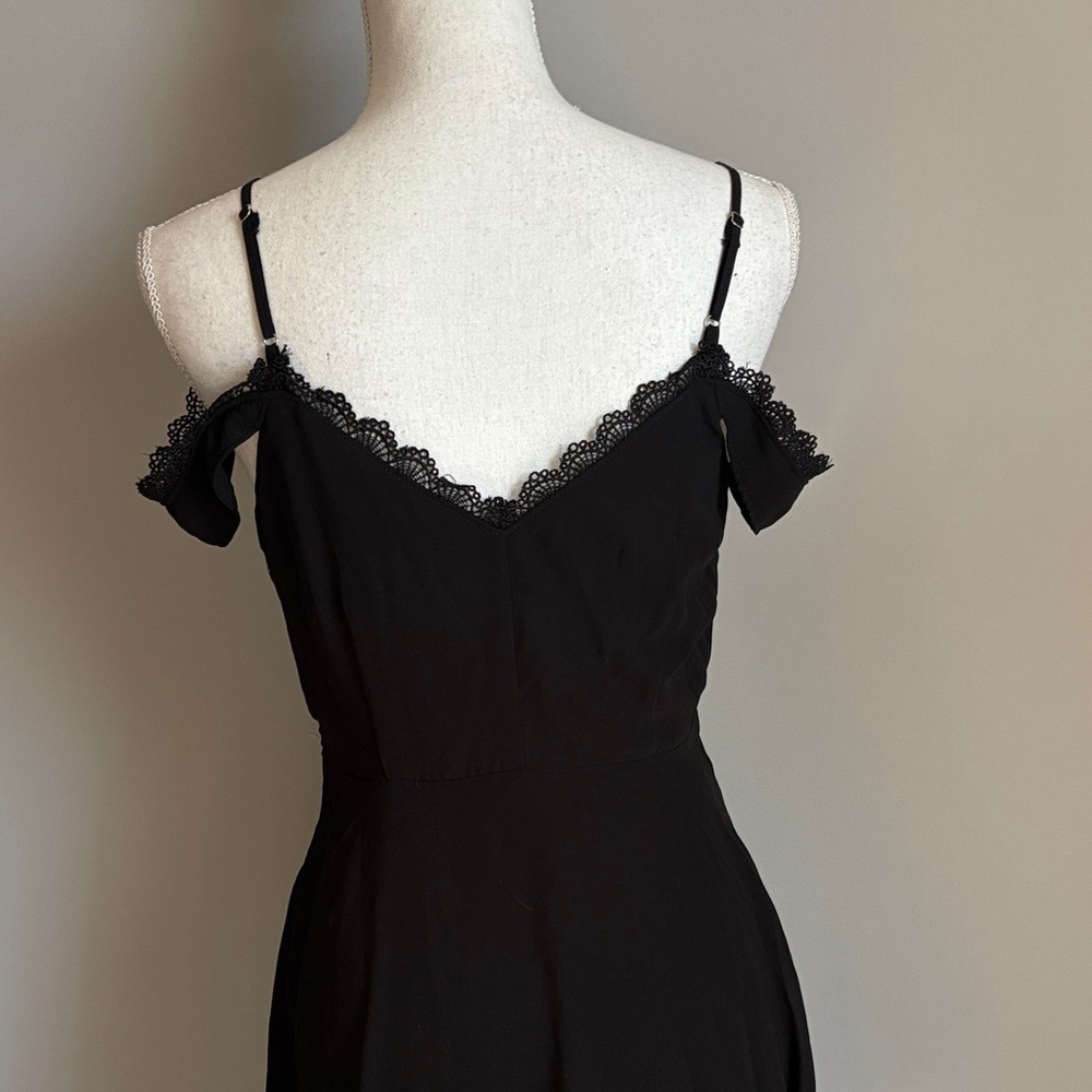 Lulus Black Lace-Trim V-Neck Women's Dress - Picture 4 of 7